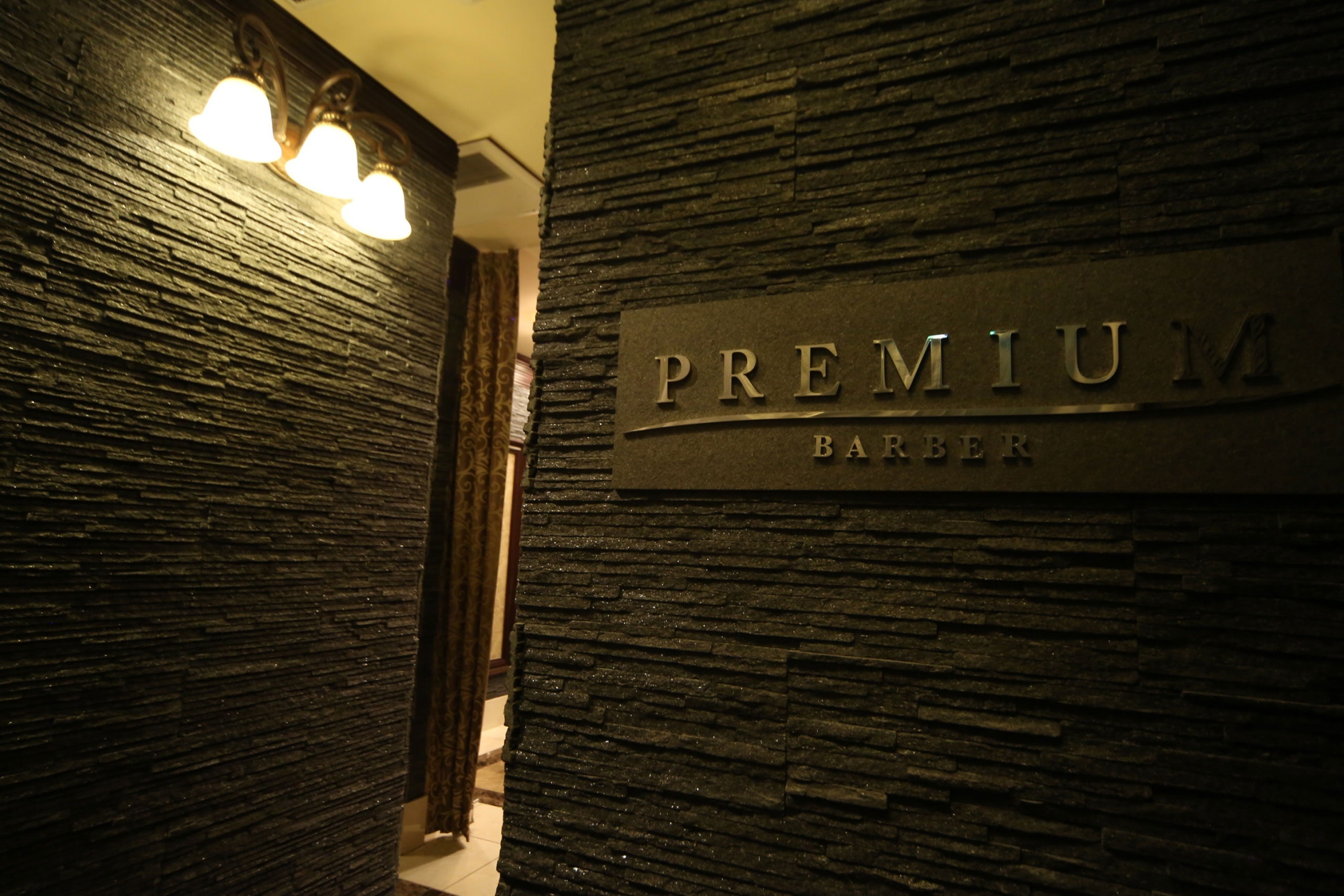 PREMIUM BARBER赤坂店受付写真