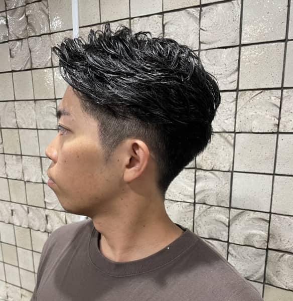仕事もプライベートもカッコよく！ショートセンターパート