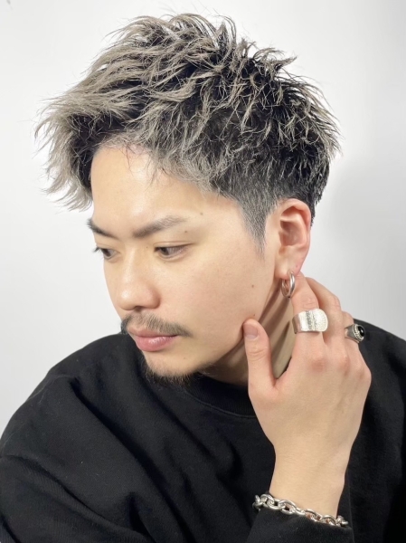 刈り上げすぎない品格。新橋の大人ローフェードカット