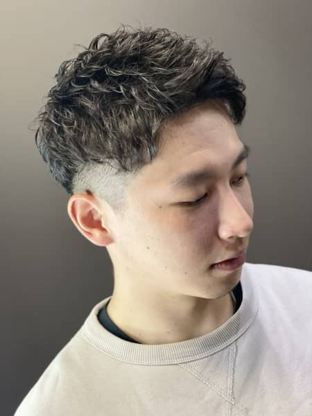 Business × short hair