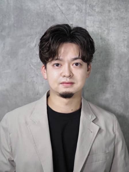 清潔感と品格を両立！ビジネスツーブロック