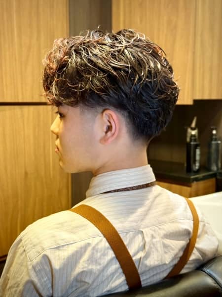 髪型で変わる！印象操作のビフォーアフタ ー