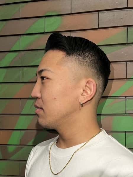 大人の色気漂う。73スキンフェードの魅力
