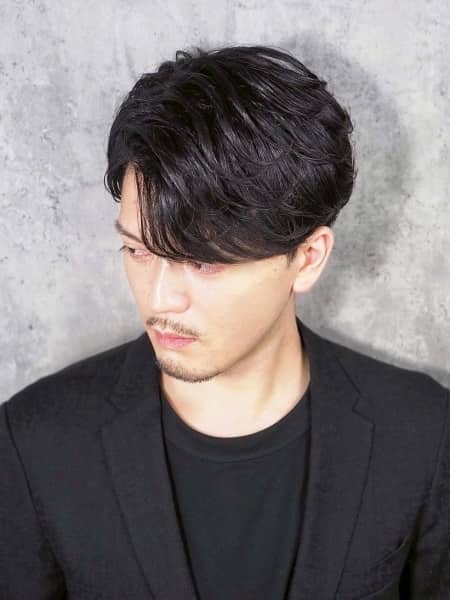 エアリーな質感、フェザーパーマ