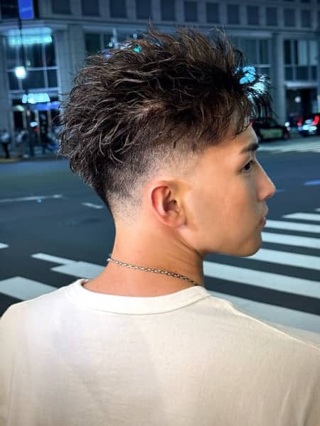 ツイストリバースショートで男らしい動きをプラス