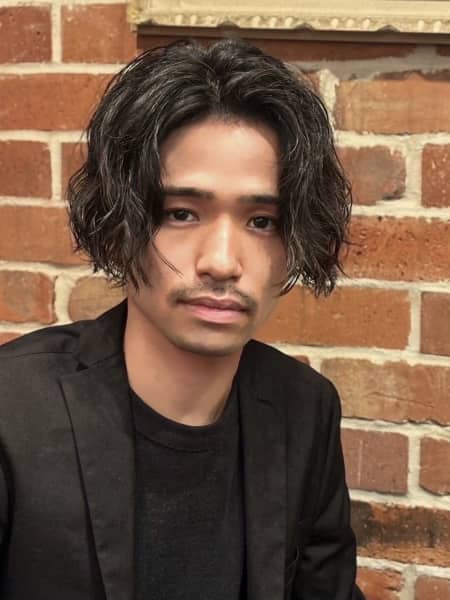 柔らかさ漂う藤井風風パーマ