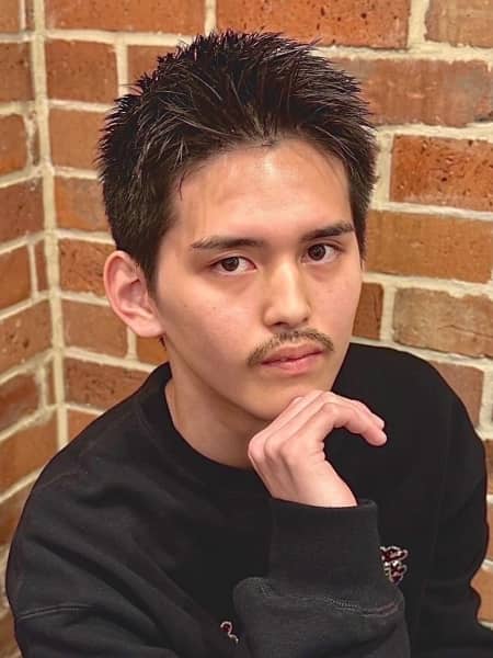 爽快感あふれる刈り上げスパイキー