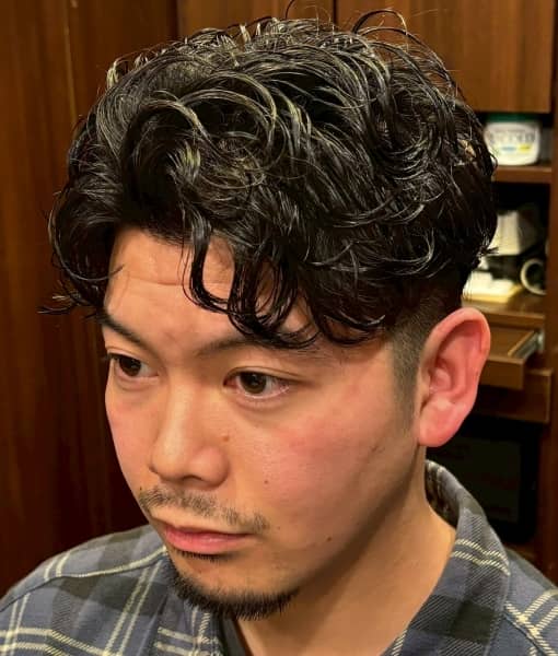 ナチュラルにキマるフェザーパーマ