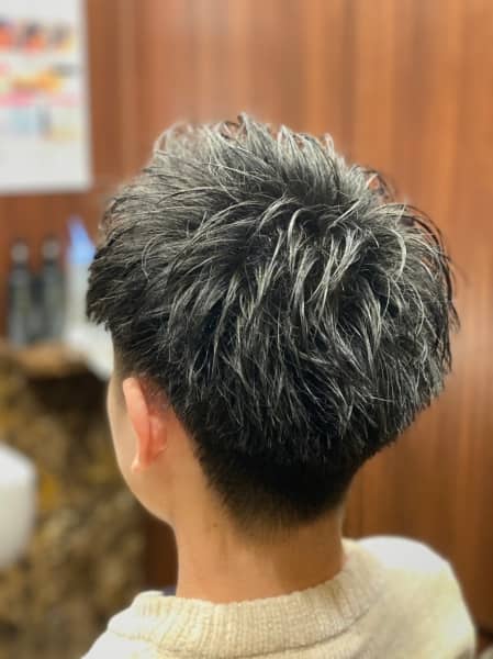 アップバングショート