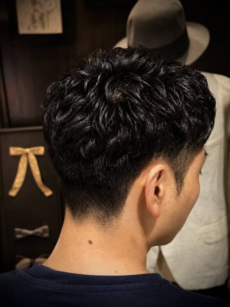アップバングショート