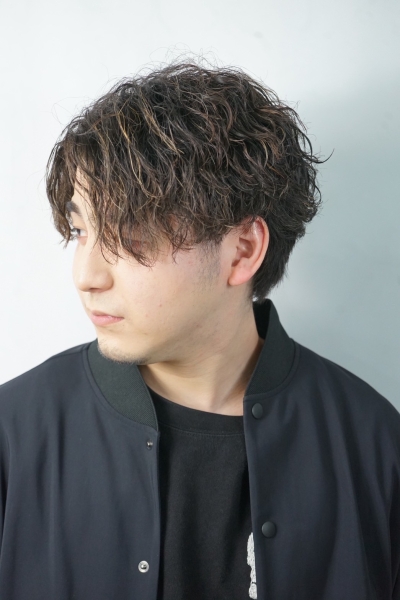 上野で朝が楽になるメンズパーマ
