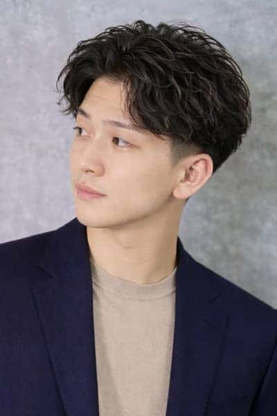 春の新生活に似合う大人パーマ