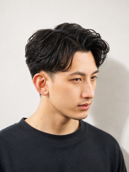 白髪をしっかり染めて若々しい印象に！
