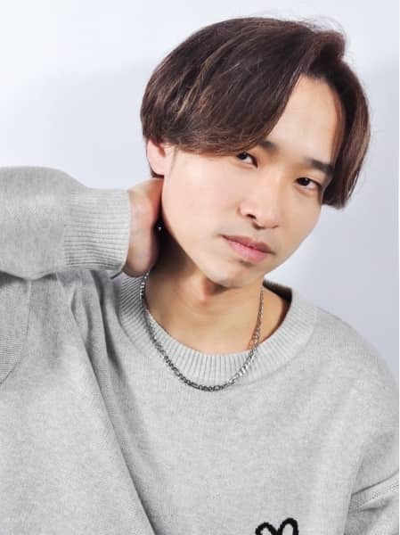 【田町・三田】ビジネスマンに人気の清潔感センターパート