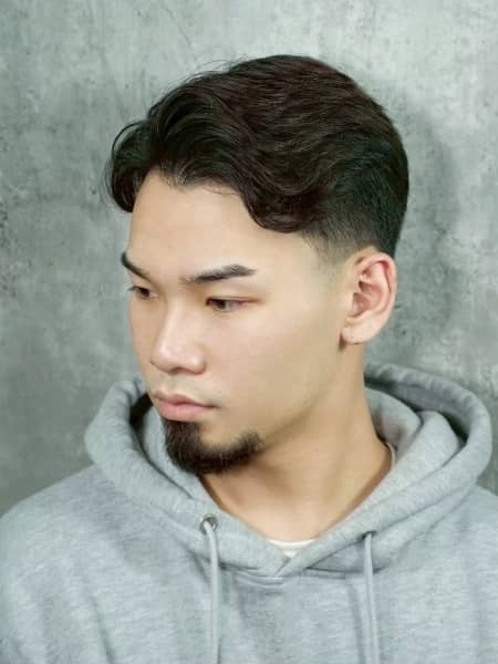 暑くなる前に髪を整えるなら