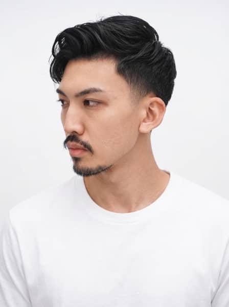 仕事でも好印象なヘアスタイル