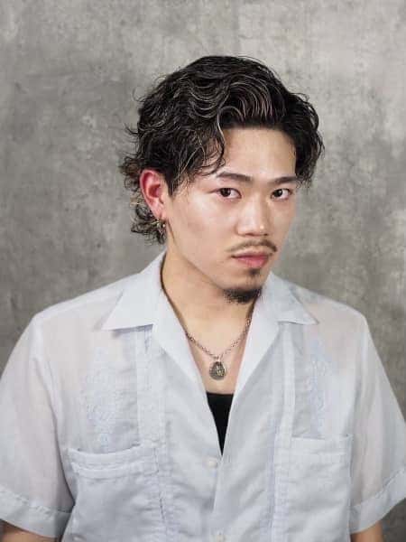 11月は大人の余裕を纏う揺れロング