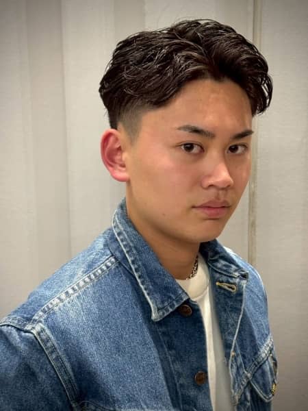 自然に差がつく大人の7:3ヘア