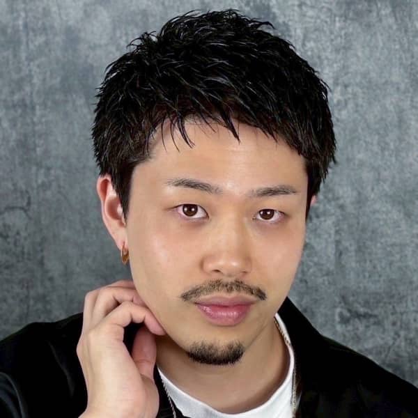 大人が選ぶ爽やかスパイキーショート