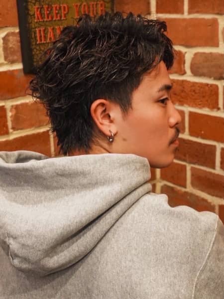 不刈上的中分男士燙髮造型