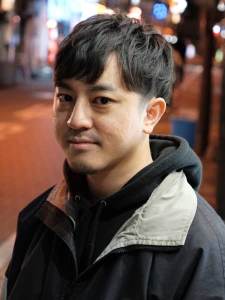 12月の好印象は髪型で作る！大人のツーブロック×マッシュ