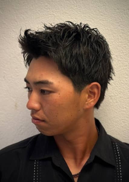 爽やか束感ショート×ナチュラル刈り上げ