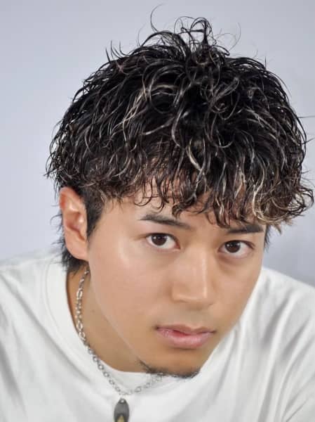 【波巻き×メッシュ】艶感ウェットのツイストスパイラルパーマ