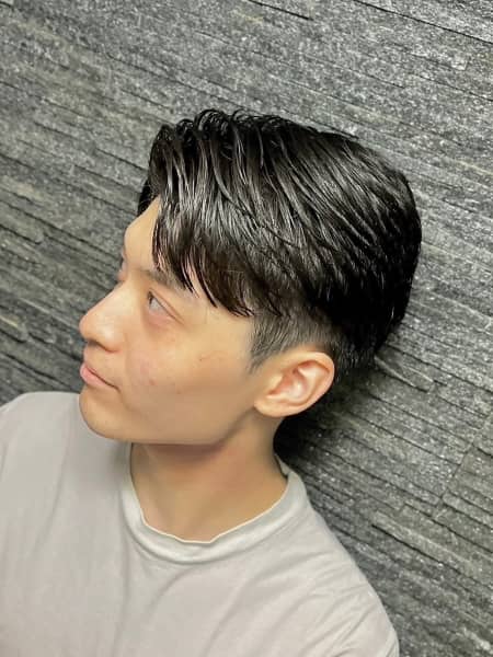 【ビジネス×好印象】爽やかツーブロックアップバングショート