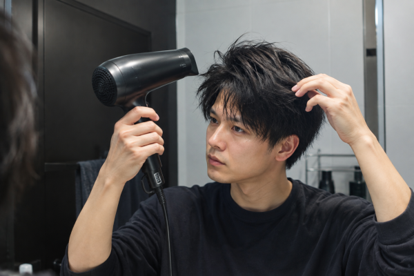 ドライヤーの冷風ってなんのため？