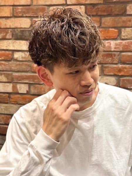 爽やかさと楽さを両立した刈り上げパーマ