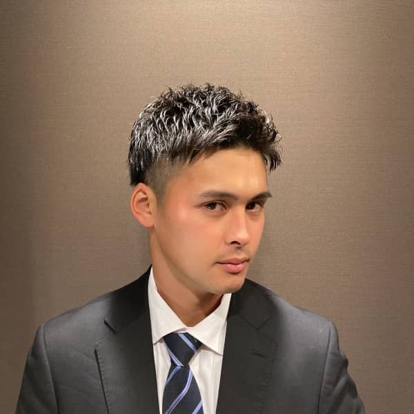 ビジネスヘア ツーブロック