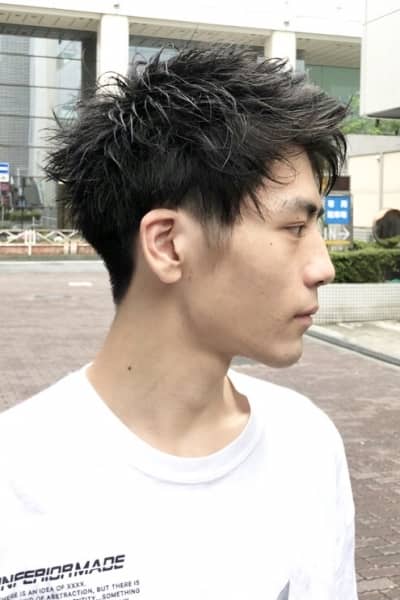 アップバングショート ツーブロック 刈り上げ