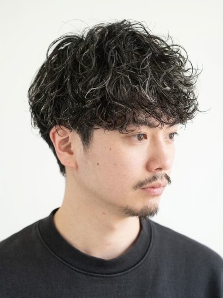 朝のセットが楽なメンズカットとは？忙しい男性におすすめの髪型をご紹介