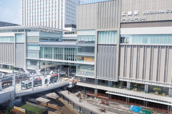 The Perfect Welcome to the City: Exploring Hiroshima Station & Luxury Grooming at Hiro Ginza