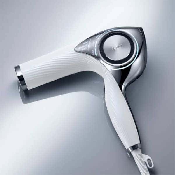 【サロン級の仕上がりを実現】ReFa BEAUTECH DRYER PROの魅力を徹底解説