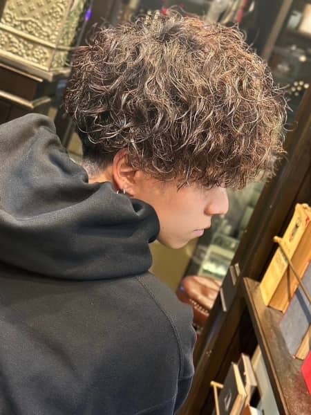大人男子に人気！ツイストスパイラルパーマの魅力