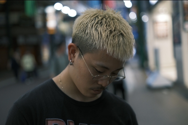 金髪ショート