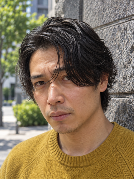 大人の色気を醸し出すニュアンスパーマ