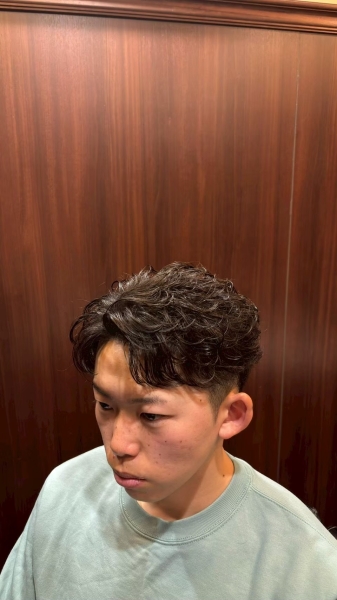 清潔感で魅せる大人ゆるパーマ