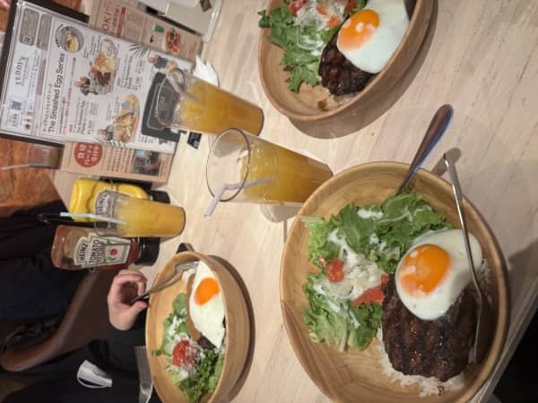 先輩方とランチ♪
