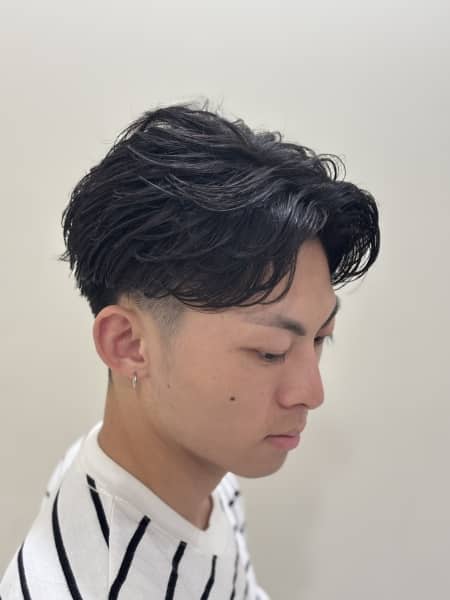 大人色気のフェザーパーマ