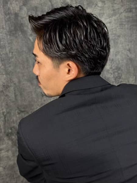 仕事帰りに寄れる、癒しのバーバー時間