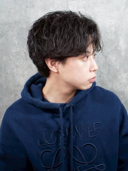 大人世代に似合う12月のセンターパート