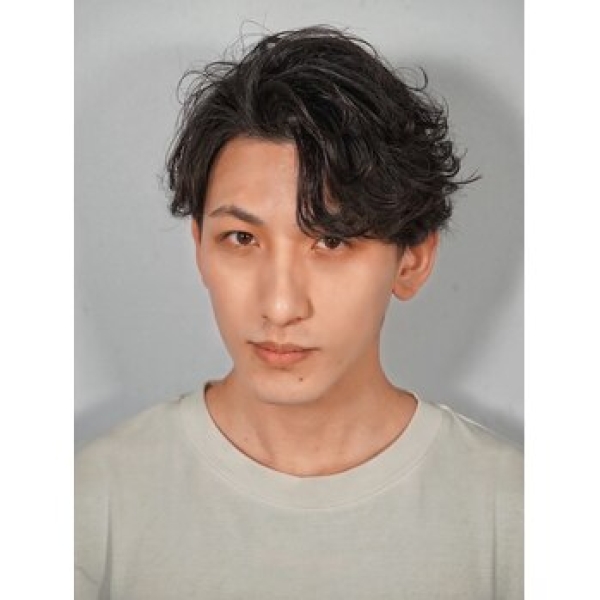     ラフに決まる大人ニュアンス