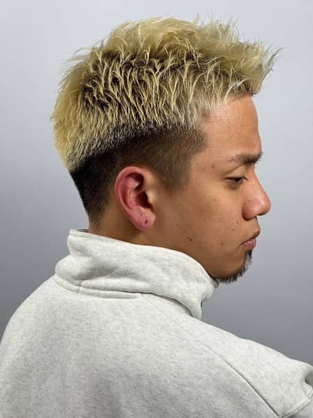 金髪ショート×フェード