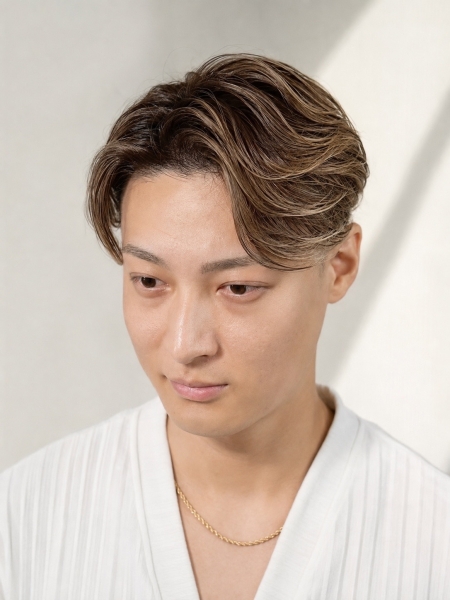 毛流れで魅せるメンズヘア