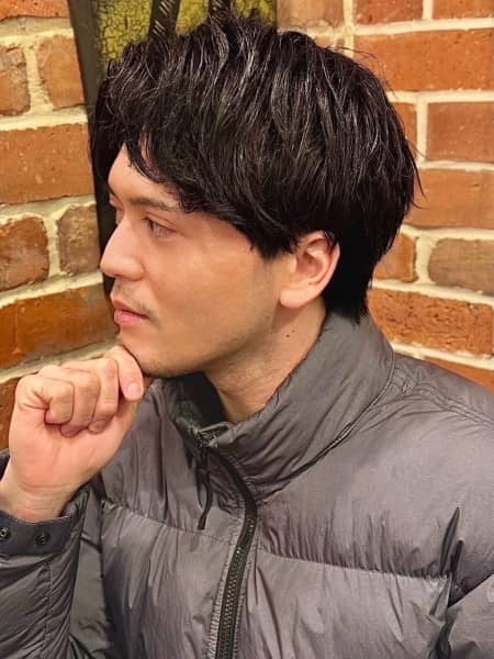 横顔が映える大人センターパート