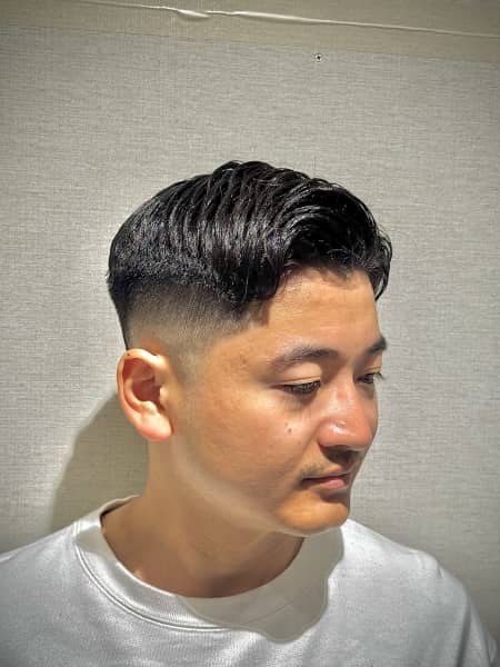 七三サイドパートで魅せる大人の余裕スタイル！