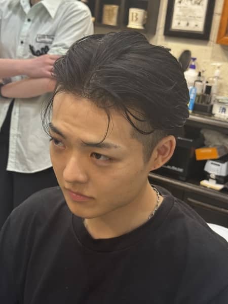 秋に向けてエレンのようなオールバックヘアスタイル！！