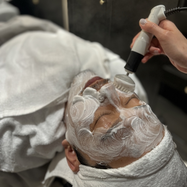 Deep Cleaning for Smooth, Clear Skin at HIRO GINZA